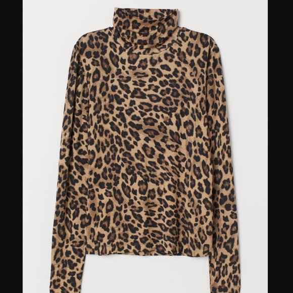 H&M Jersey Cheetah Print Turtleneck Top - Picture 1 of 3